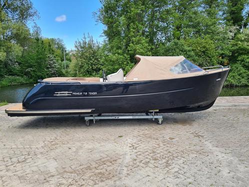 Schitterende Primeur 710 tender met Suzuki 100pk, Watersport en Boten, Sloepen, Buitenboordmotor, 70 pk of meer, 6 meter of meer