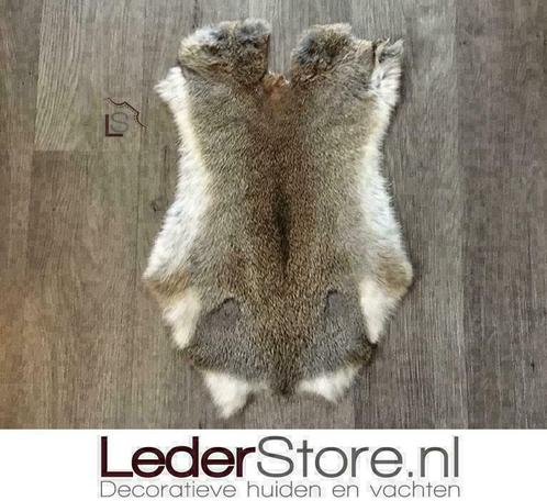 Lederstore.nl | Konijnenvacht konijnenvachten konijnenvel, Huis en Inrichting, Stoffering | Tapijten en Kleden, Minder dan 50 cm