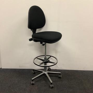 Balie / hoge werkstoel met voetenring, zwart - chroom