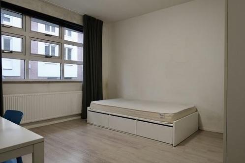 Kamer Wycker Grachtstraat in Maastricht, Huizen en Kamers, Kamers te huur, 20 tot 35 m², Maastricht