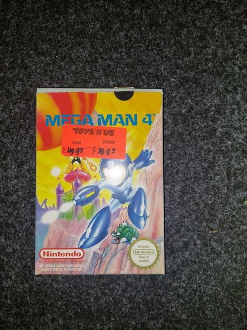 Mega Man 4 (NES tweedehands game), Spelcomputers en Games, Games | Nintendo NES, Zo goed als nieuw, Ophalen of Verzenden