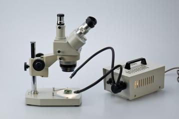 Stereo microscoop voor reparatie van SMD,  uurwerken etc