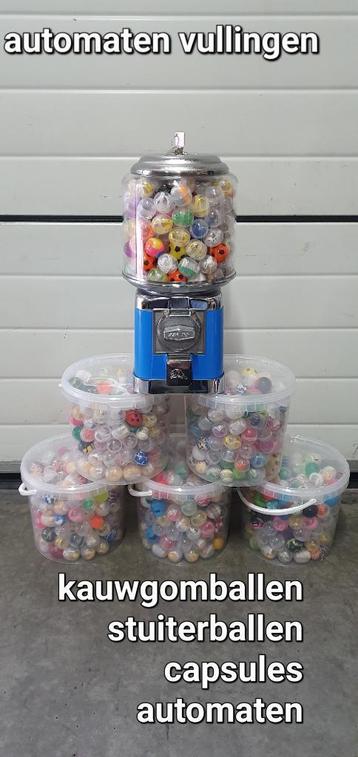 Kauwgomballen stuiterballen capsules vending automaten