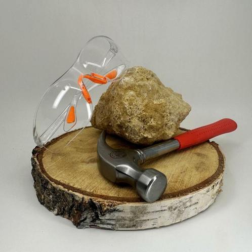 Bergkristal Geode om zelf te kraken pakket. Met Garantie., Verzamelen, Mineralen en Fossielen, Mineraal, Verzenden