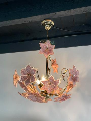 Goud met roze bloemenlamp met Muranoglas