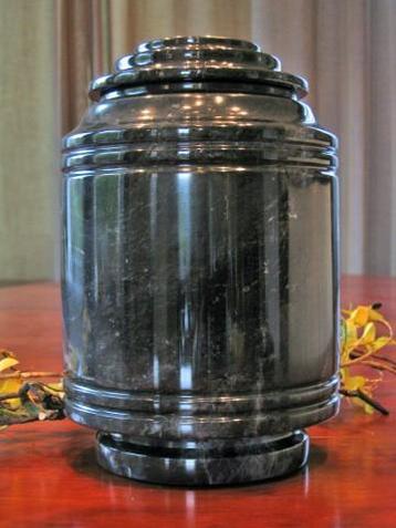 urn | marmer | crematie | uitverkoop | aanbieding