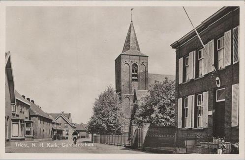 TRICHT - N. H. Kerk, Gemeentehuis, Verzamelen, Ansichtkaarten | Nederland, Verzenden