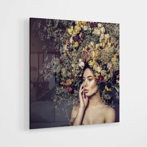 Glasschilderij – Woman with flowers – 80x80cm, Huis en Inrichting, Woonaccessoires | Schilderijen, Tekeningen en Foto's, Oorspronkelijke maker