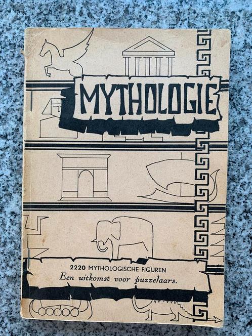 Mythologie - Een uitkomst voor puzzelaars., Boeken, Woordenboeken, Gelezen, Overige uitgevers, Verzenden