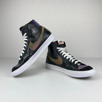 Nike - Sneakers - Maat: Shoes / EU 42