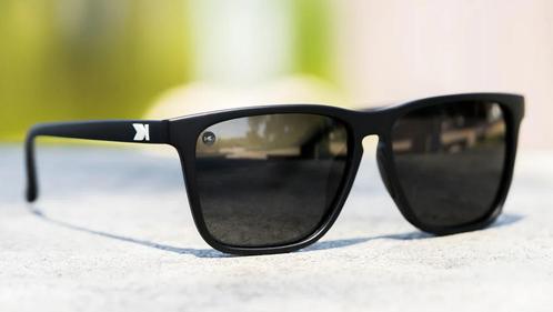 KNOCK AROUND SUNGLASS BLACK SMOKE, Sieraden, Tassen en Uiterlijk, Zonnebrillen en Brillen | Heren, Zonnebril, Zwart, Nieuw, Overige merken