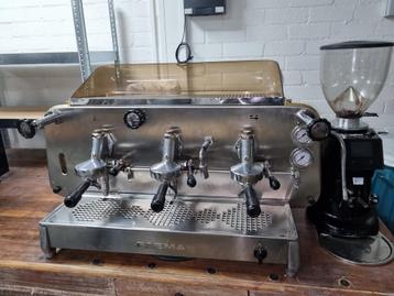 FAEMA E61 LEGEND espressomachine 3 in FAillissementsveiling