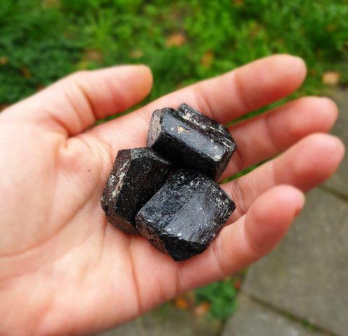 Ruwe brok van Zwarte Toermalijn- zwarte gestreept kristaal, Sieraden, Tassen en Uiterlijk, Armbanden
