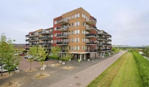Te Huur 3 Kamer Appartement Anubisstraat Almere, Huizen en Kamers, Huizen te huur, Direct bij eigenaar, Almere, Appartement