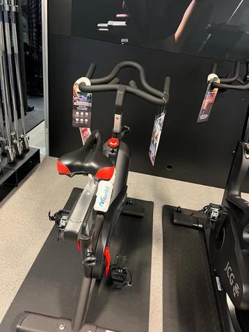 Life Fitness Tomahawk Indoor Bike IC2 Showroom