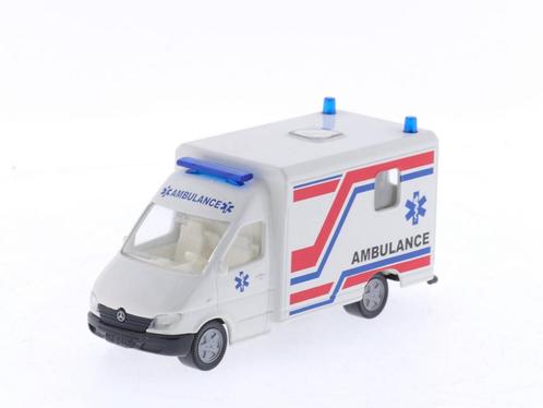 Schaal 1:55 Siku 2020 ambulance #5086 (Automodellen), Hobby en Vrije tijd, Modelauto's | Overige schalen, Zo goed als nieuw, Ophalen of Verzenden