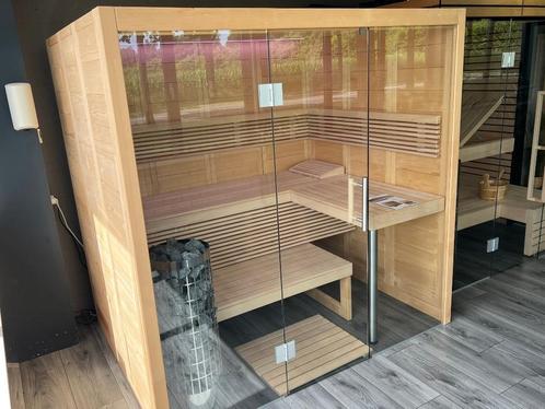 Legend Finse Sauna! Van €5.995,- voor €4.995,- SHOWROOMMODEL, Sport en Fitness, Sauna, Fins of Traditioneel, Complete sauna, Zo goed als nieuw