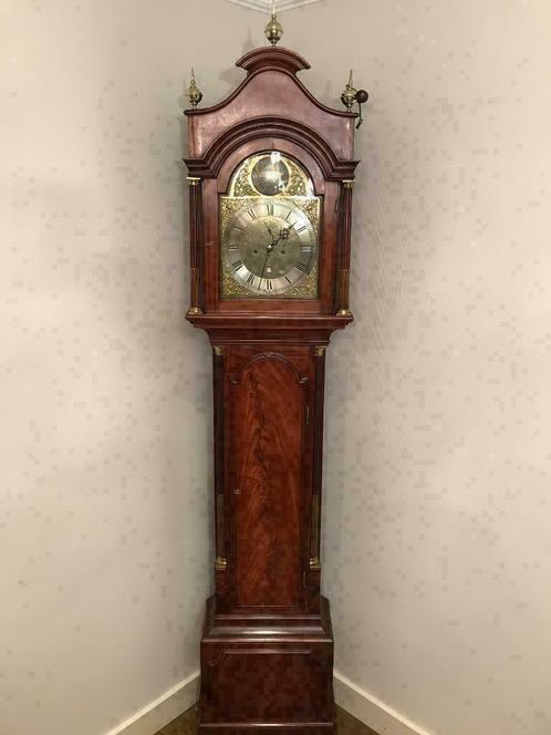 Staande klok staand horloge leuk te combineren in uw kantoor, Antiek en Kunst, Antiek | Klokken