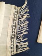 Vintage handdoeken, linnen, handgemaakt en gehaakt. -