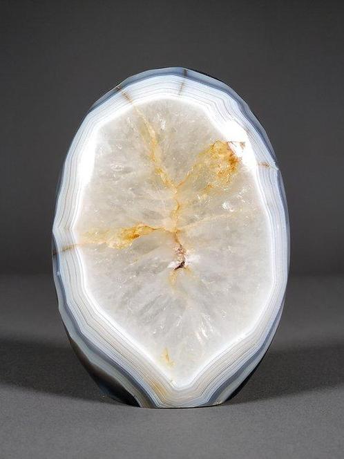 Blok van Blauwe Agaat Vrije vorm - Hoogte: 14 cm - Breedte:, Verzamelen, Mineralen en Fossielen