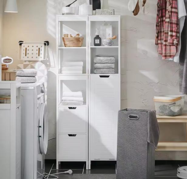 Hoge Waskast met Waszak en Open Planken – Compact Model, Huis en Inrichting, Badkamer | Badkamermeubels, Nieuw, Verzenden