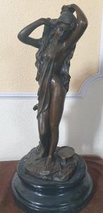 Aldo Vitaleh - Beeld, Girl at the column - 55 cm - Brons, Antiek en Kunst