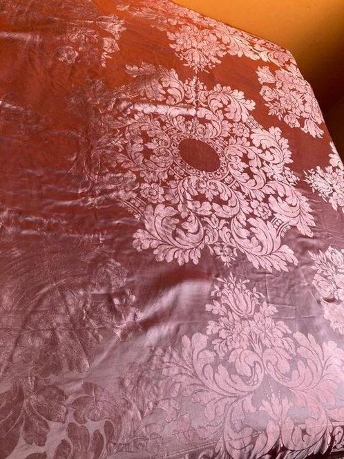 S Leucio - Bedsprei - 240 cm - 240 cm, Antiek en Kunst, Antiek | Kleden en Textiel