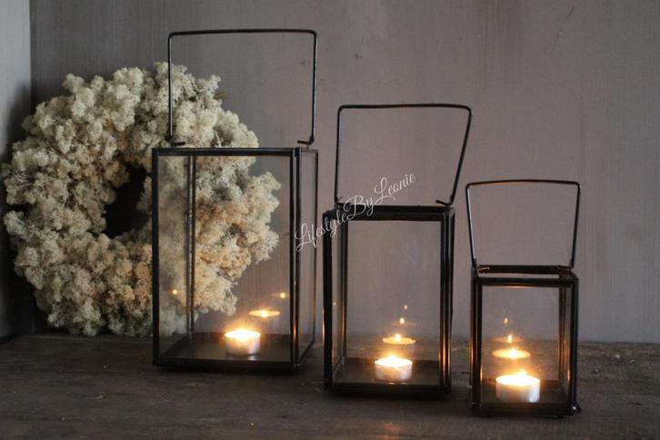 Set van 3 vierkante glazen lantaarns 26 cm, Huis en Inrichting, Woonaccessoires | Kandelaars en Kaarsen, Nieuw, Ophalen of Verzenden