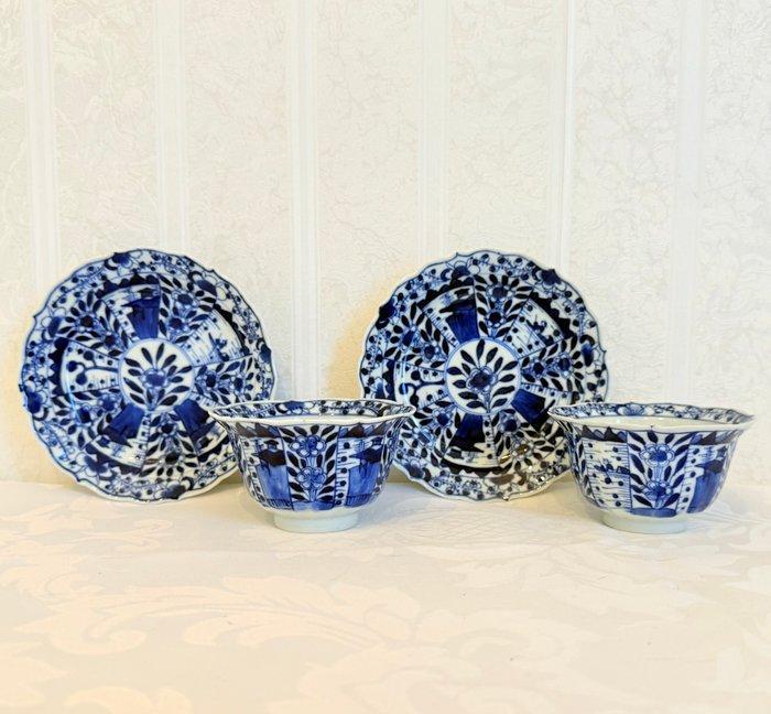 Kop en schotel - Porselein - Klapmuts model kangxi, Antiek en Kunst, Antiek | Overige Antiek