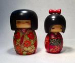 2 vintage houten Kokeshi-poppen - Hout - signed Kazuo and