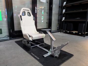 Playseat Evolution Wit + Gear shift holder en Seat Slider beschikbaar voor biedingen