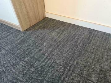 Tapijttegels Restanten | OUTLET | Vanaf 1,- per tapijttegel beschikbaar voor biedingen