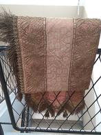 Drapery or curtain with needlework and fringes - Textiel -