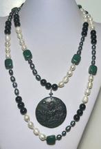 Perlas Natural; Nephrite Verde met losse hanger Paard van, Antiek en Kunst