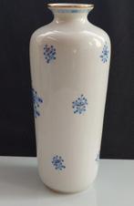 Herend - Vaas - Porselein - ik decor met blauwe bloemen