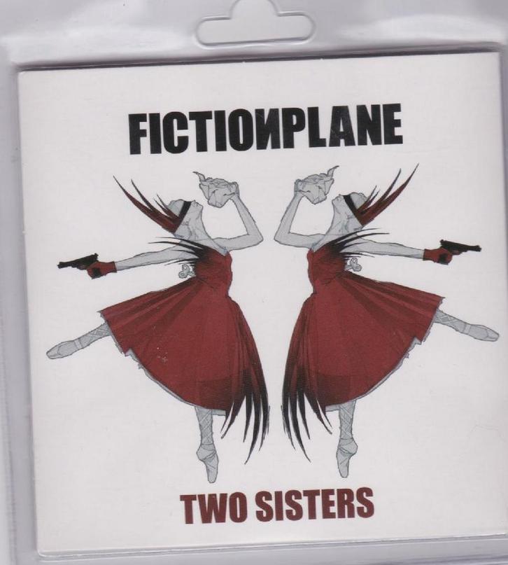 cd - Fiction Plane - Two sisters -2tr-, Cd's en Dvd's, Cd's | Overige Cd's, Zo goed als nieuw, Verzenden