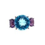 Witgouden cluster ring met grote zirconias (fantasie), Gebruikt, Overige kleuren, Ophalen of Verzenden, 17 tot 18
