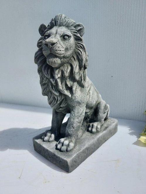 Beeld, tuinbeeld leeuw - 35 cm - cast stone, Antiek en Kunst, Curiosa en Brocante