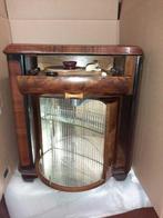 Drankkast - Knoesthout - Mobiele bar met platenspeler