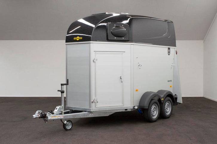 Humbaur Equitos Alu Plus + zadelkamer Paardentrailer, Dieren en Toebehoren, Paarden en Pony's | Trailers en Aanhangwagens, Ophalen