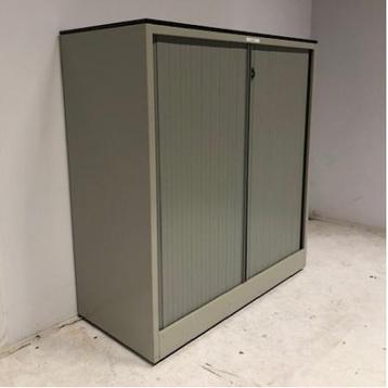 (MDK-107076) Ahrend roldeurkast, 135 cm hoog beschikbaar voor biedingen