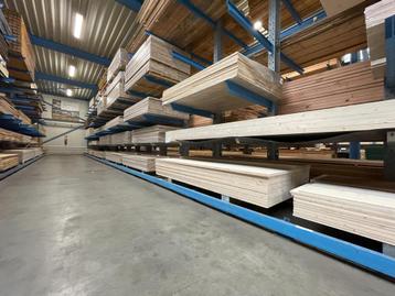 Eikenhouten plaatmateriaal meubelpaneel doorgaande lamel beschikbaar voor biedingen