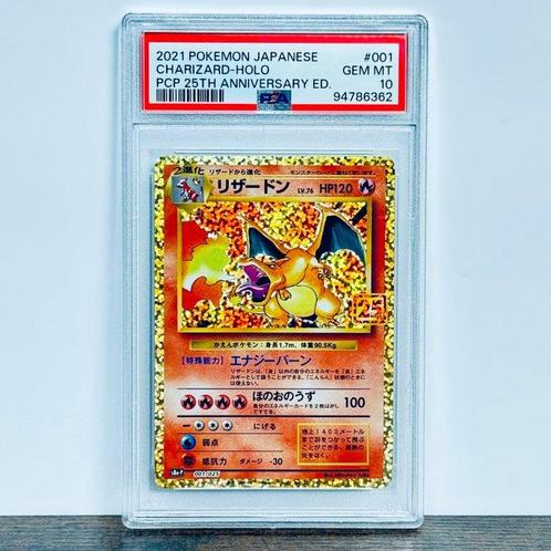 Pokémon Graded card - Charizard Holo - 25th Anniversary #001, Hobby en Vrije tijd, Verzamelkaartspellen | Pokémon