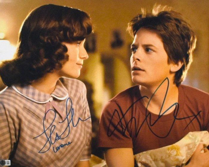 Back to the Future - Signed by Michael J Fox (Marty) and Lea, Verzamelen, Film en Tv