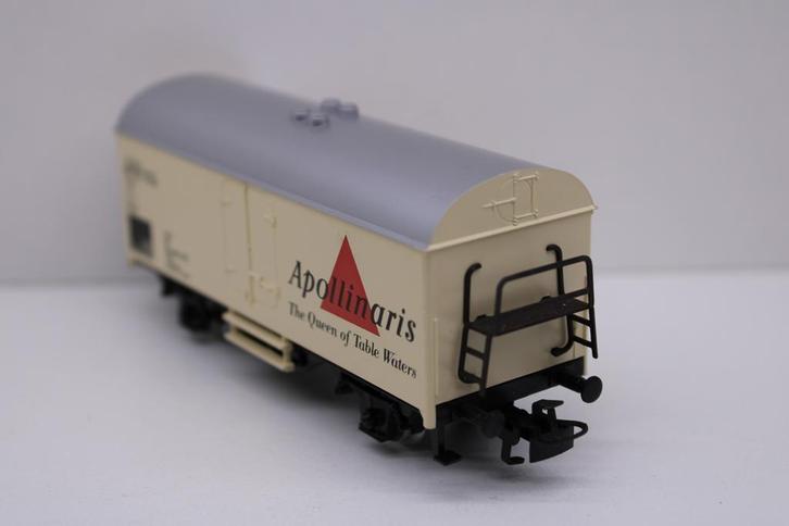 - Märklin 4426 H0 DB Gesloten goederenwagen Apollinaris, Hobby en Vrije tijd, Modeltreinen | H0, Wisselstroom, Wagon, Zo goed als nieuw