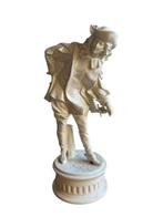 Capodimonte, Richard Ginori - sculptuur, D’Artagnan - 29 cm, Antiek en Kunst, Antiek | Glas en Kristal