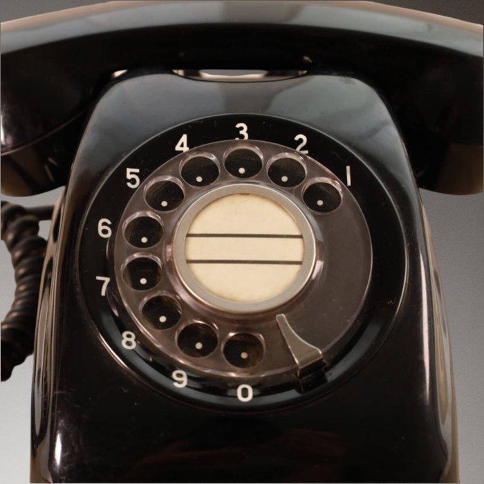 NTT - Analoge telefoon - 600-A - Metaal, Plastic - Zwarte, Antiek en Kunst, Kunst | Designobjecten