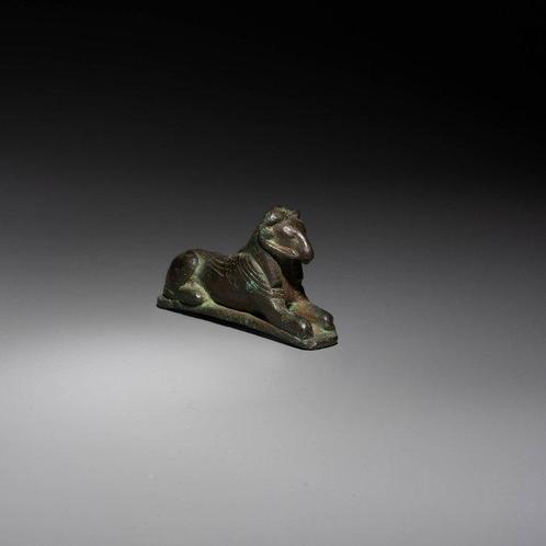 Oud-Egyptisch Brons Sfinx van de god Amon. Late Periode, 664, Verzamelen, Mineralen en Fossielen