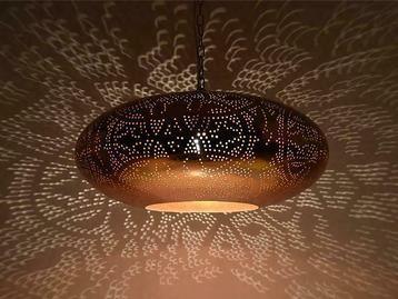 Vintage koperen hanglamp in filigrain oosterse stijl beschikbaar voor biedingen