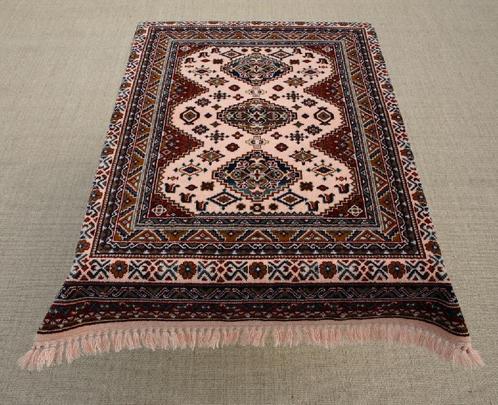 Smyrna tafelkleed Durban kleur 8 (99 euro karpetten), Antiek en Kunst, Antiek | Kleden en Textiel, Ophalen of Verzenden